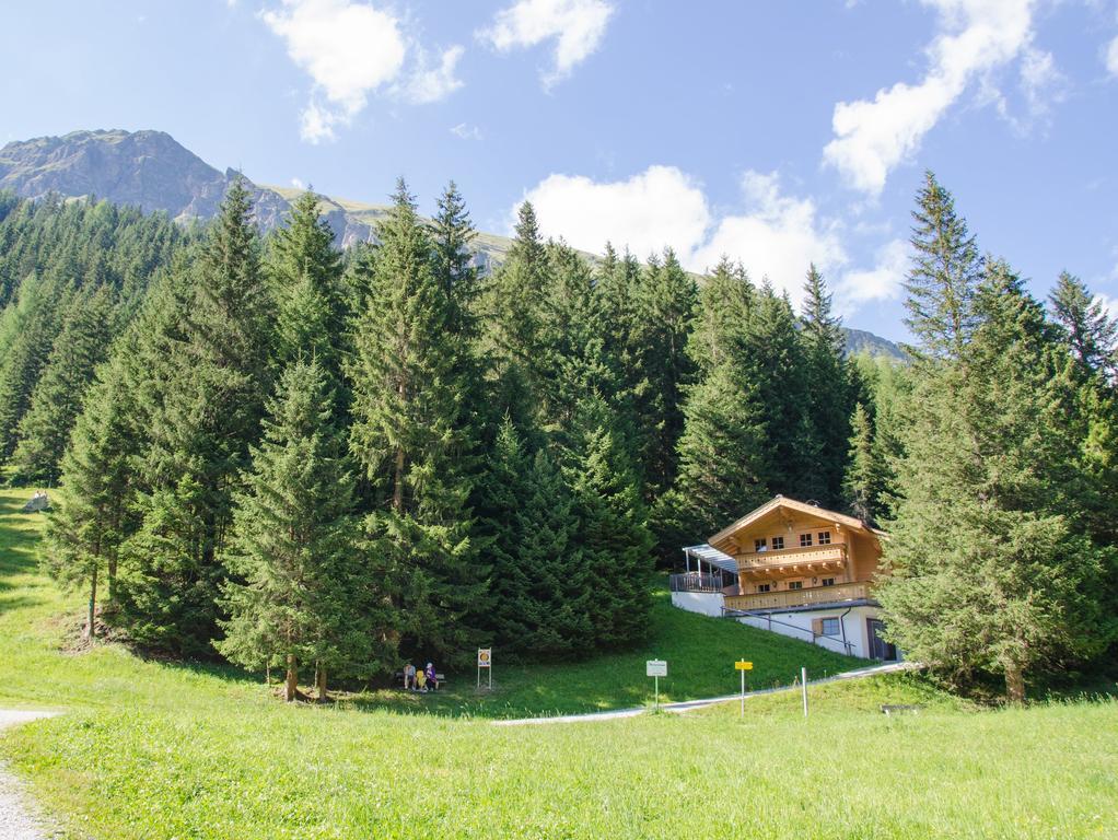 טוקס Family Lodge Maximilian מראה חיצוני תמונה